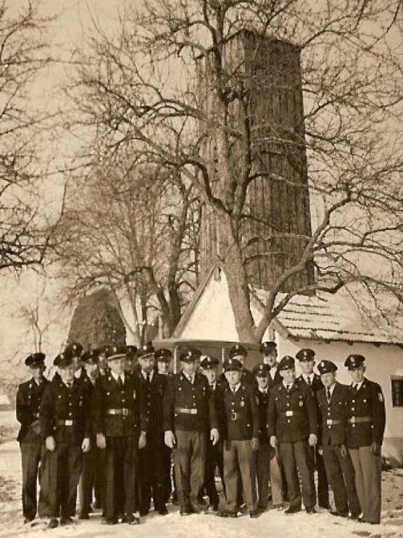1958-gruppenbild.jpg